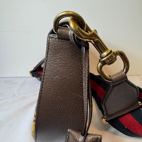 Gucci Padlock GG Sylvie Web Accent & Bengal Print 2-Ways Saddle Bag GG Supremex - Picture 3 of 13